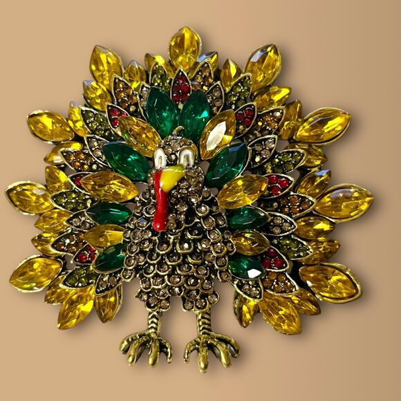 Turkey Brooch Pin in Gold - Elegant Rhinestone Detail - Picture 1 of 4